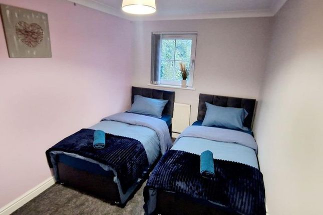 189, Edgeside Lane, Rossendale photo 4