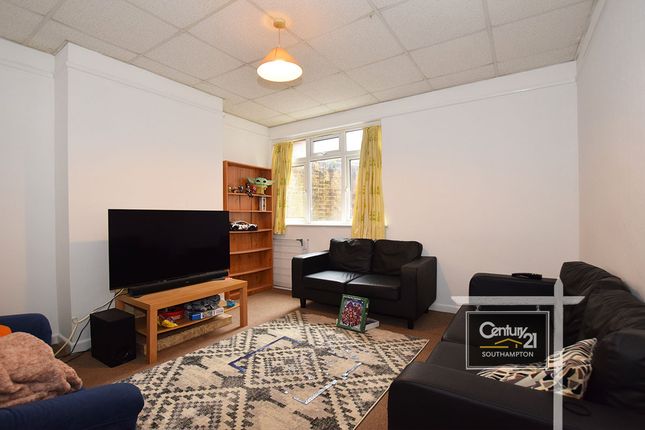 Ordnance Road, SOUTHAMPTON photo 2