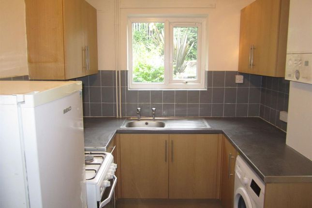26 Sicey Avenue, Sheffield photo 2