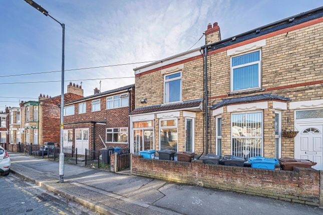 2-bed house on 14, Aberdeen Street, Hull, £107,000