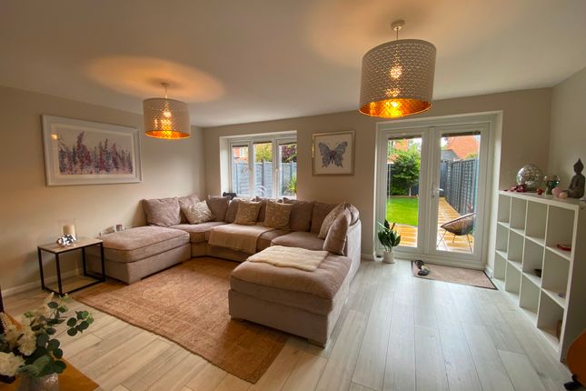 9 Barnton Way, Sandbach photo 2