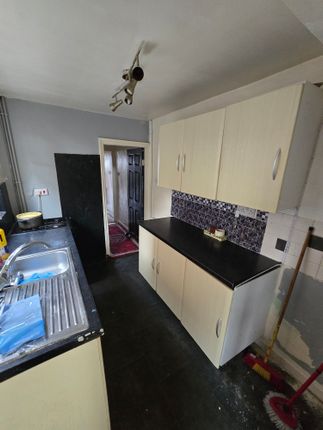 215, Darlaston Road, Walsall photo 5