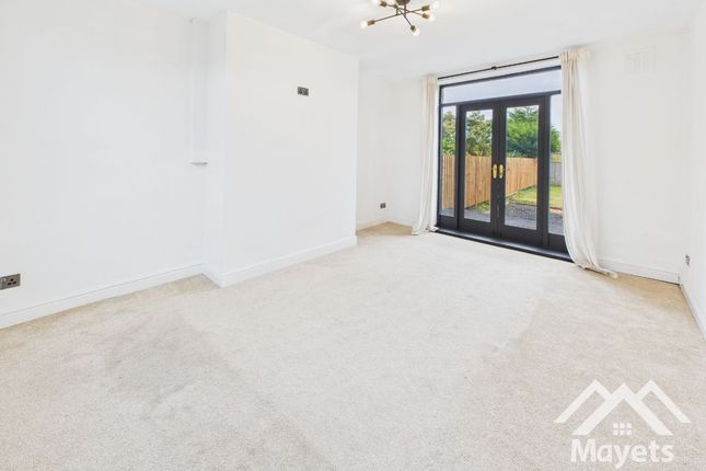 68 Devon Road, Blackburn photo 2