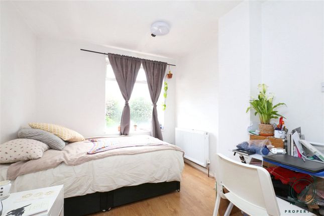 57B, Hazelville Road, London photo 2