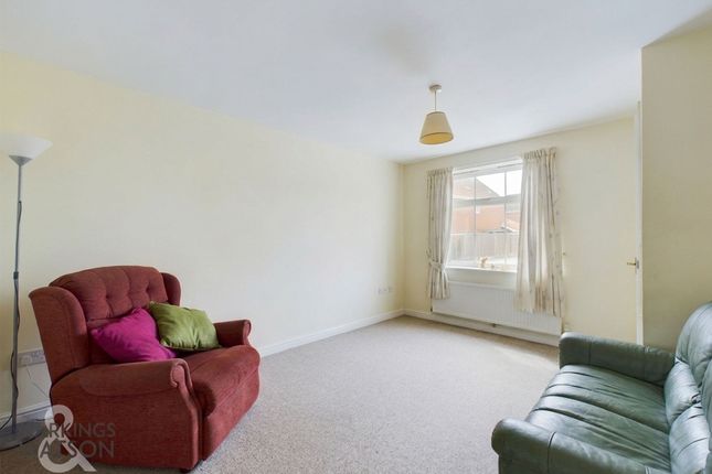 77 Sukey Way, Norwich photo 3