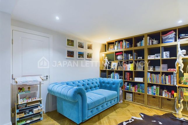 Semi-detached house to rent in Lynton Road, London