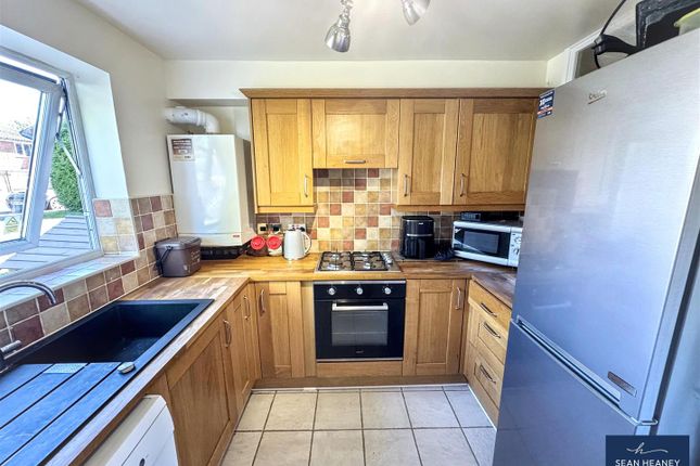 129, Shurland Avenue, Barnet photo 3