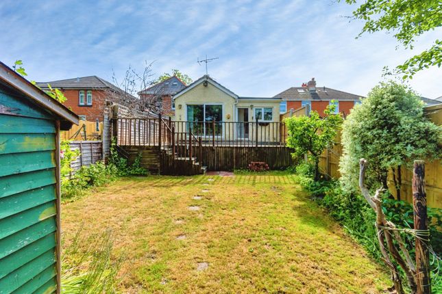 47, King Edward Avenue, Hampshire photo 3