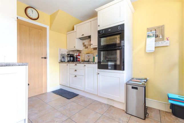 19, Newnham Crescent, Scunthorpe photo 4