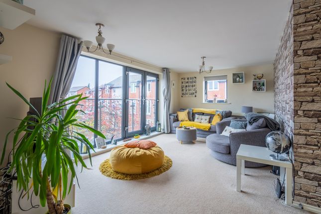 Flat Flat 19, Severn View, Larch Way, Stourport-on-severn photo 2