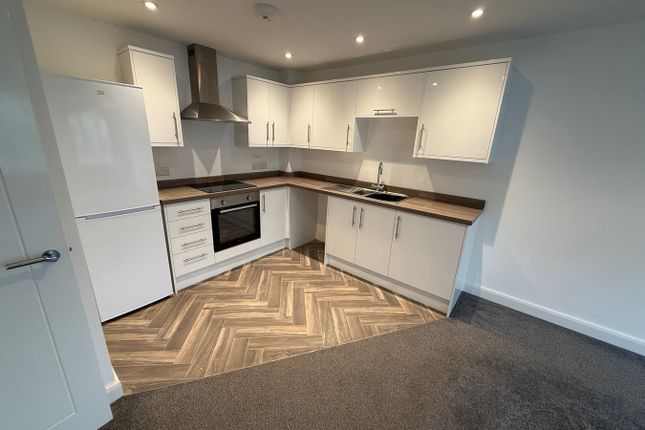 15 Lincoln House, Beck View Way, Shipley photo 3
