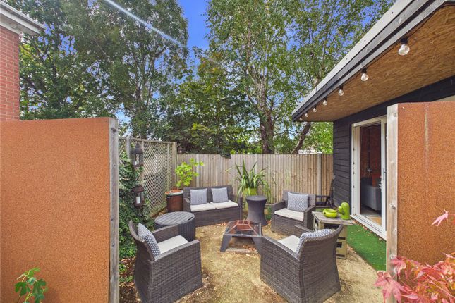 27, Woodrush Road, Ipswich photo 4
