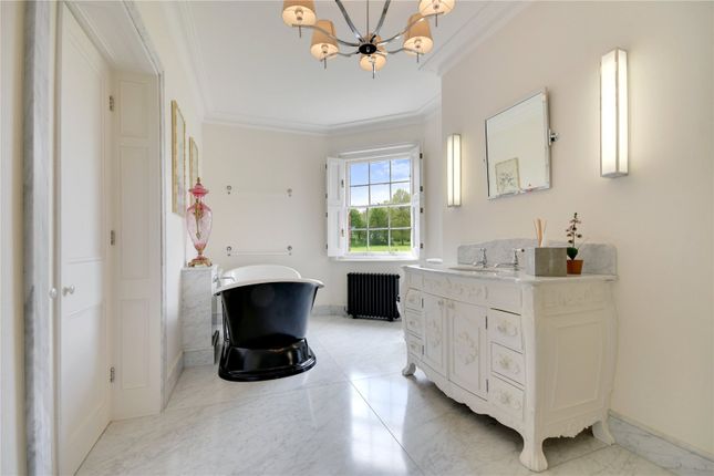En Suite Bathroom