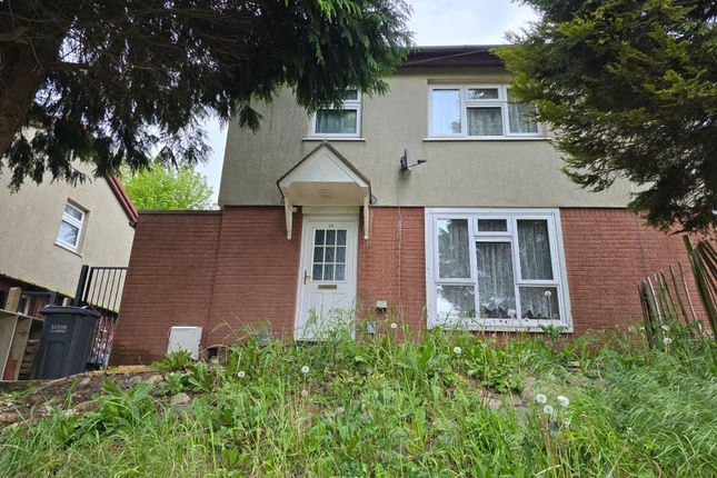Terraced house to rent in Hartsfield Road, Luton