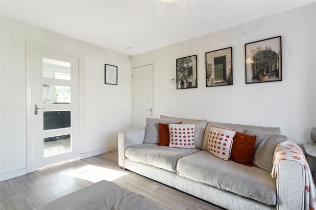 14, Craigelvan Gardens, Glasgow photo 4