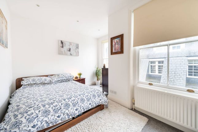 Flat for sale in Westbourne Grove Terrace, Bayswater, London