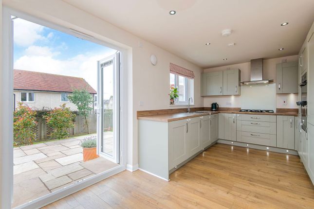 90, Curlew Way, Inverkeithing photo 4