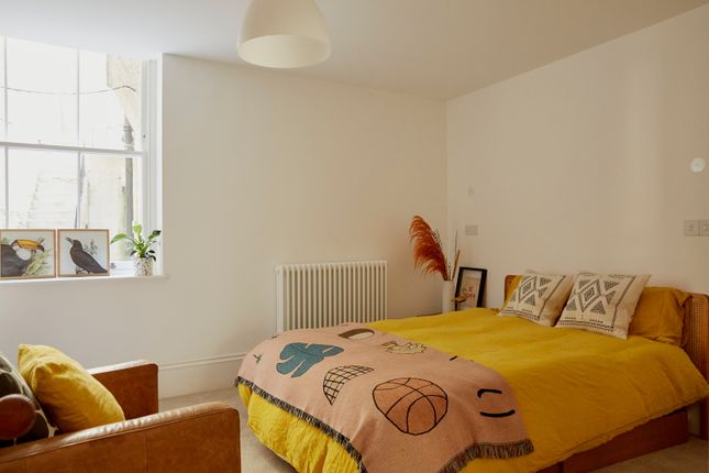 Flat for sale in Royal Crescent, Ramsgate, Kent