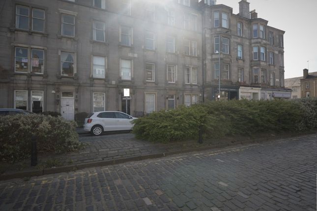 Thumbnail Flat to rent in East Claremont Street, Edinburgh