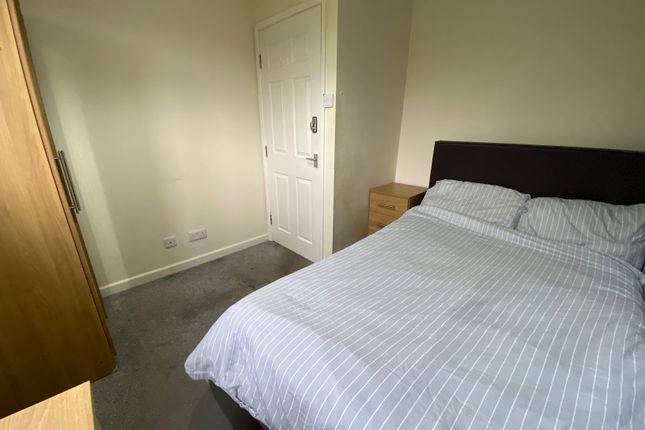 Room to rent in Jackson Avenue, Mickleover, Derby