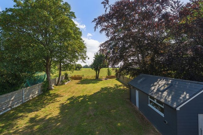The Cottage, Shripney Road, Bognor Regis photo 4