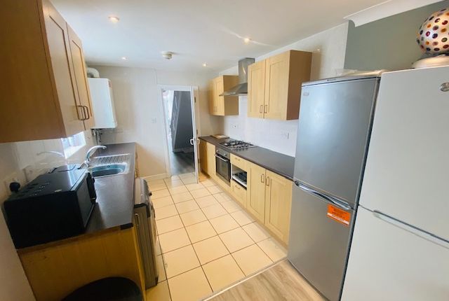 Thumbnail Terraced house to rent in Rhymney Street, Cardiff