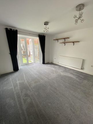 17, Forge Close, Cannock photo 5