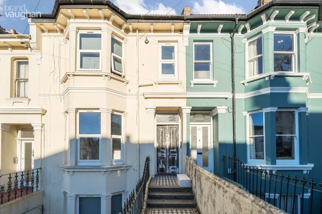 Flat to rent in Ditchling Rise, Brighton, East Sussex