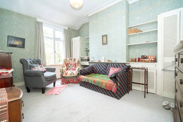 Terraced house for sale in Springcroft Avenue, London