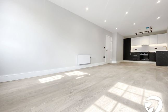 Thumbnail Flat to rent in High Street, Chatham
