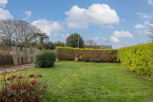 34, Mill Road, Great Yarmouth photo 2