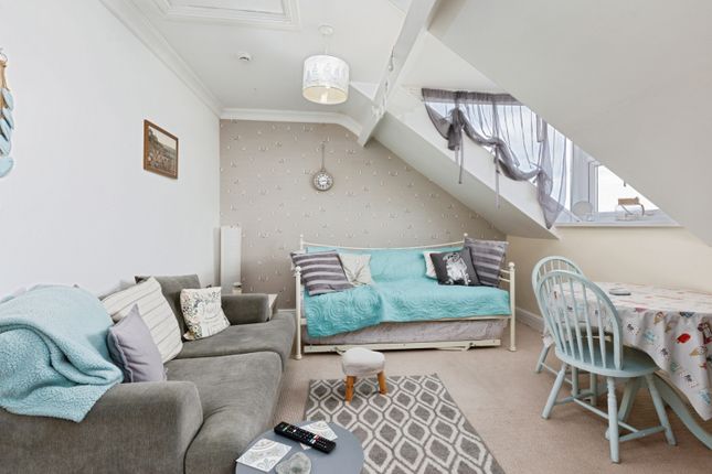 5, flat 6, Carlisle Road, Bridlington photo 3