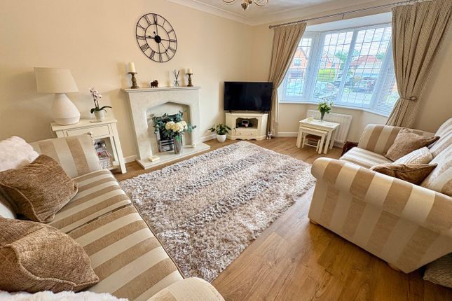 11, Fallow Close, LEICESTER photo 2