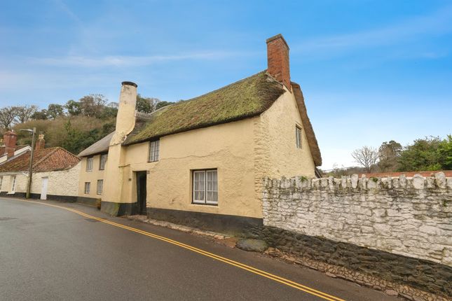 2-bed house on 29, West Street, Minehead, £250,000