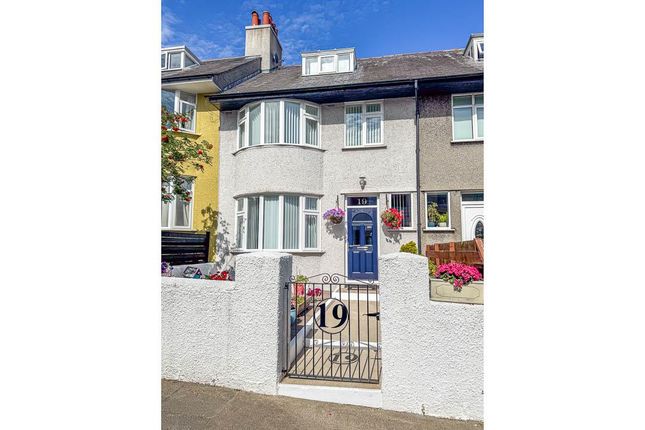 19 Victoria Terrace, Douglas (4).Jpg
