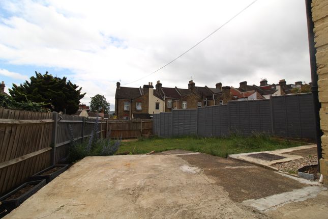 1, Berber Road, Rochester photo 5