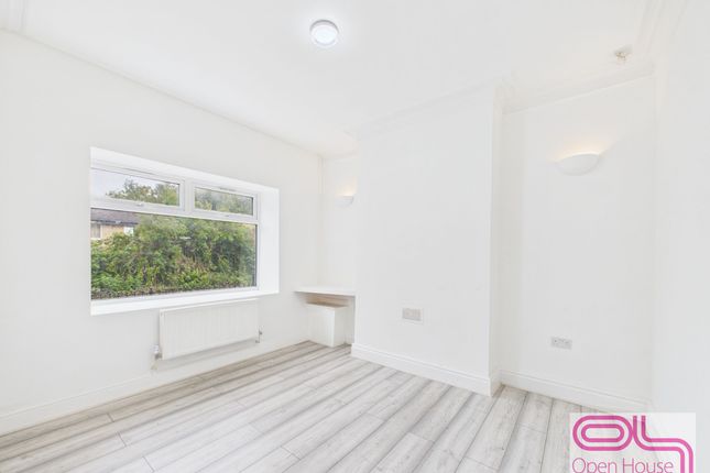 36 Emma Street, Accrington photo 3