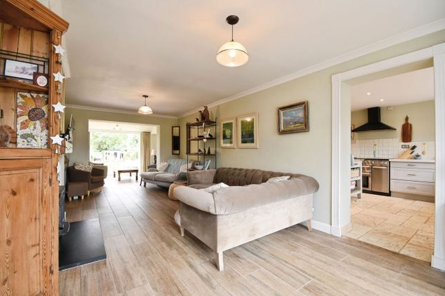 Willow Mead, Wicken Road, Saffron Walden photo 2