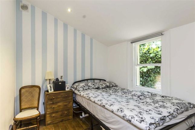 2 Elfin Lodge, Elfin Grove, Teddington photo 4