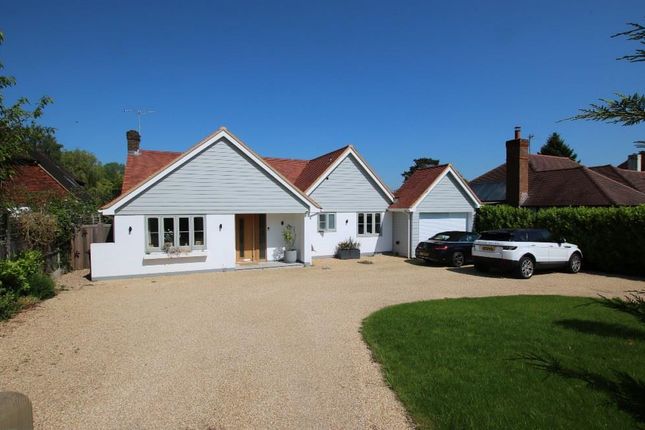 Thumbnail Bungalow for sale in Lower Road, Fetcham