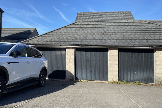28, Gerddi`R Briallu, Bridgend photo 2