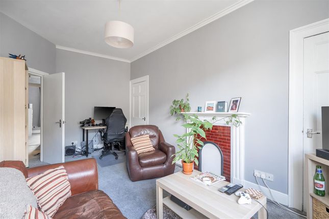 Flat 2, 3, Cleveland Place East, Bath photo 4
