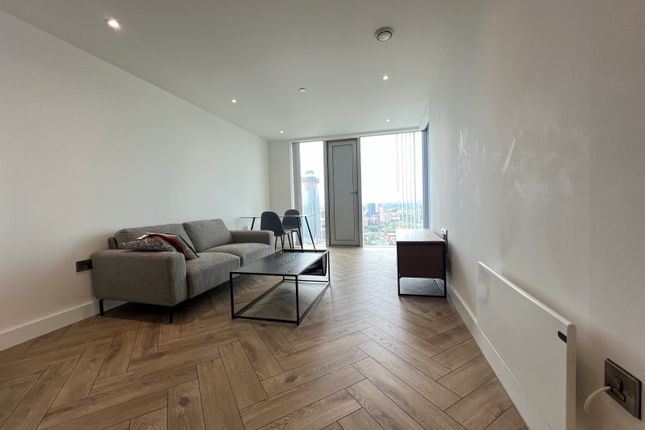 Apartment 2603, The Elizabeth Tower, 141 Chester Road, Manchester photo 3