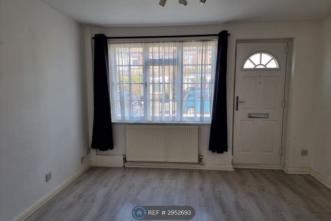 Langley Gardens, Bromley photo 4