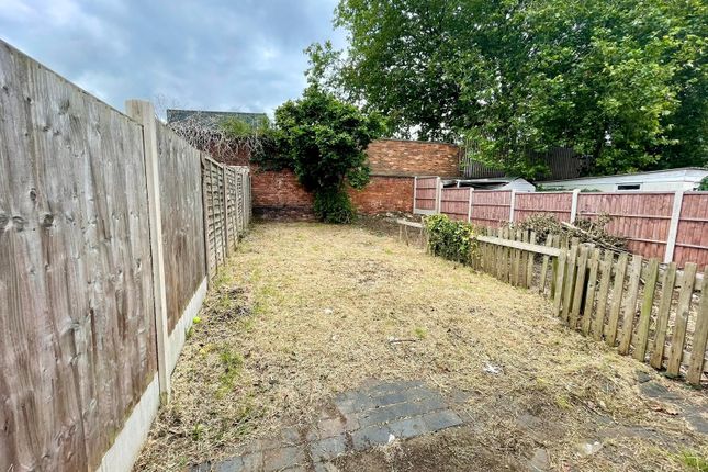 168, Walsall photo 4