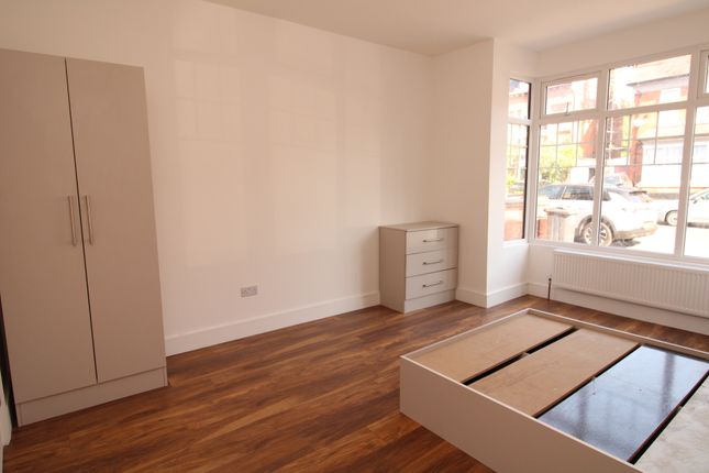 Flat 1, 54, Cambridge Road, Birmingham photo 5