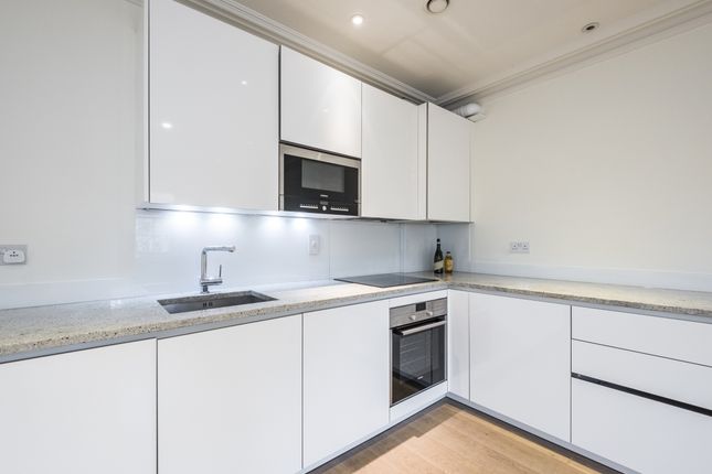 Flat 4, Trinity Church Terrace, 30, Trinity Street, London photo 3