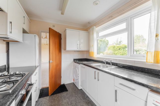 3 Rubens Walk, Lowestoft photo 4