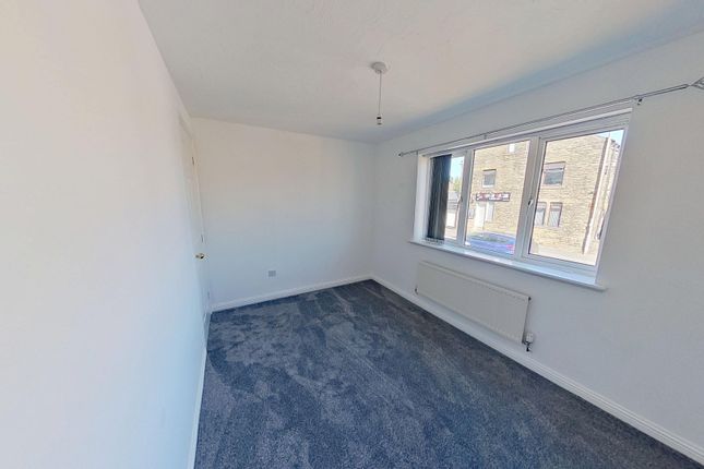 42, Bewick Court, Bradford photo 4