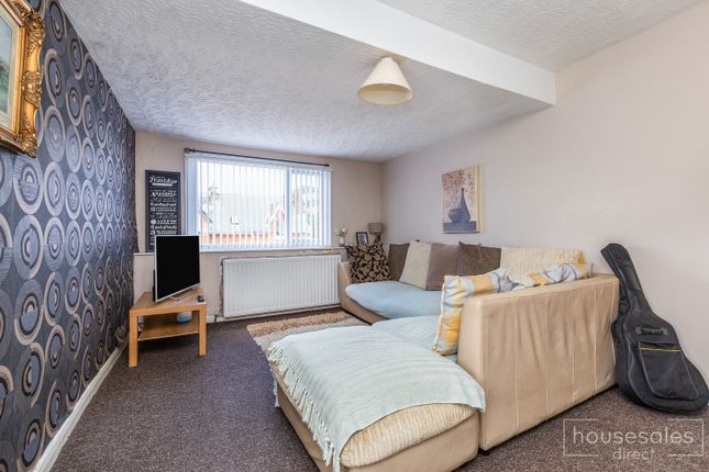 Flat 1, 27 Clifton Avenue, Hartlepool photo 3